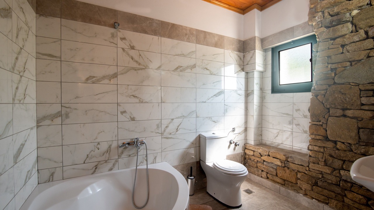 Photo of Bathroom in Arillas