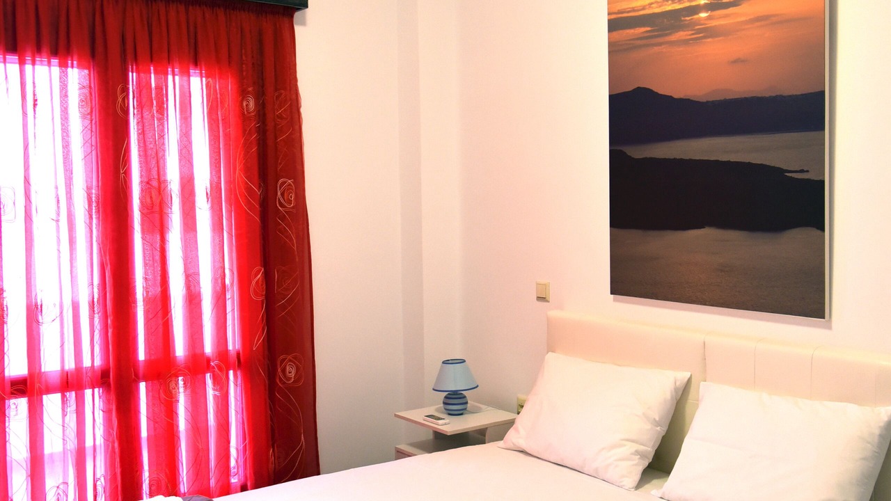 Photo of Bedroom in Perissa
