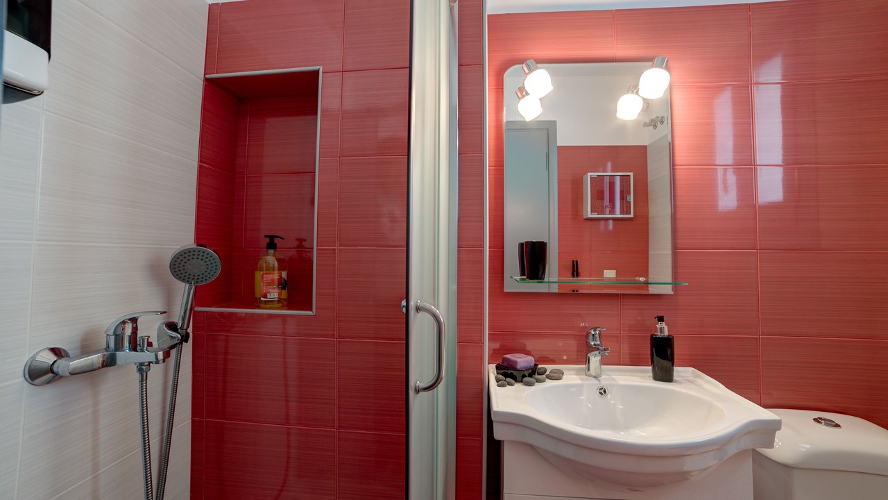 Photo of Bathroom in Perissa