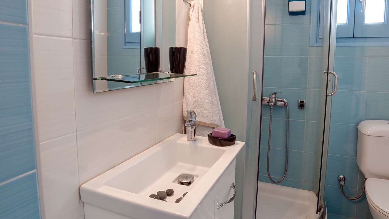 Photo of Bathroom in Perissa
