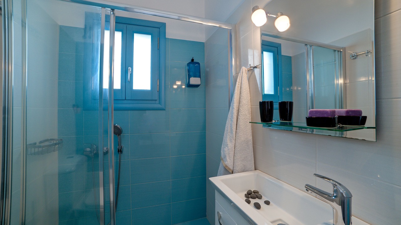 Photo of Bathroom in Perissa