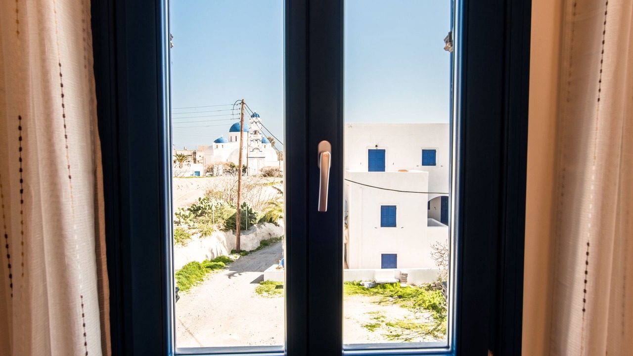 Photo of Others in Perissa