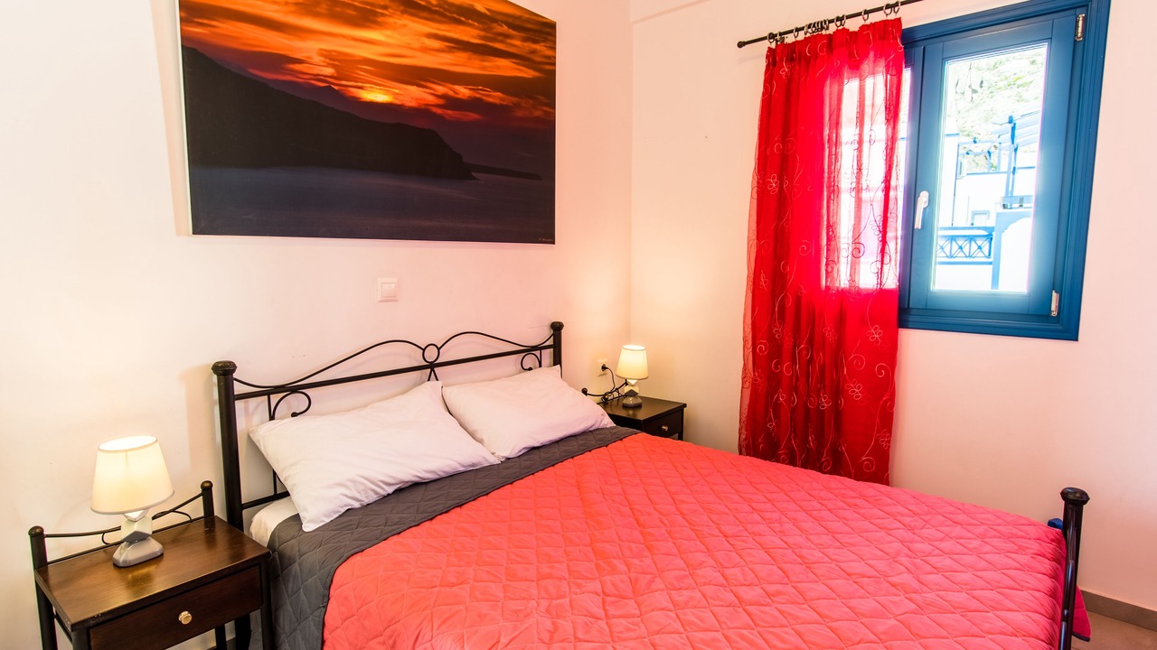 Photo of Bedroom in Perissa