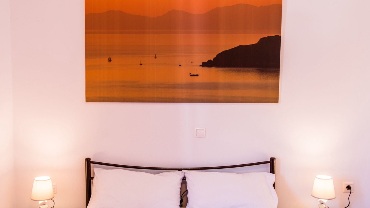 Photo of Bedroom in Perissa