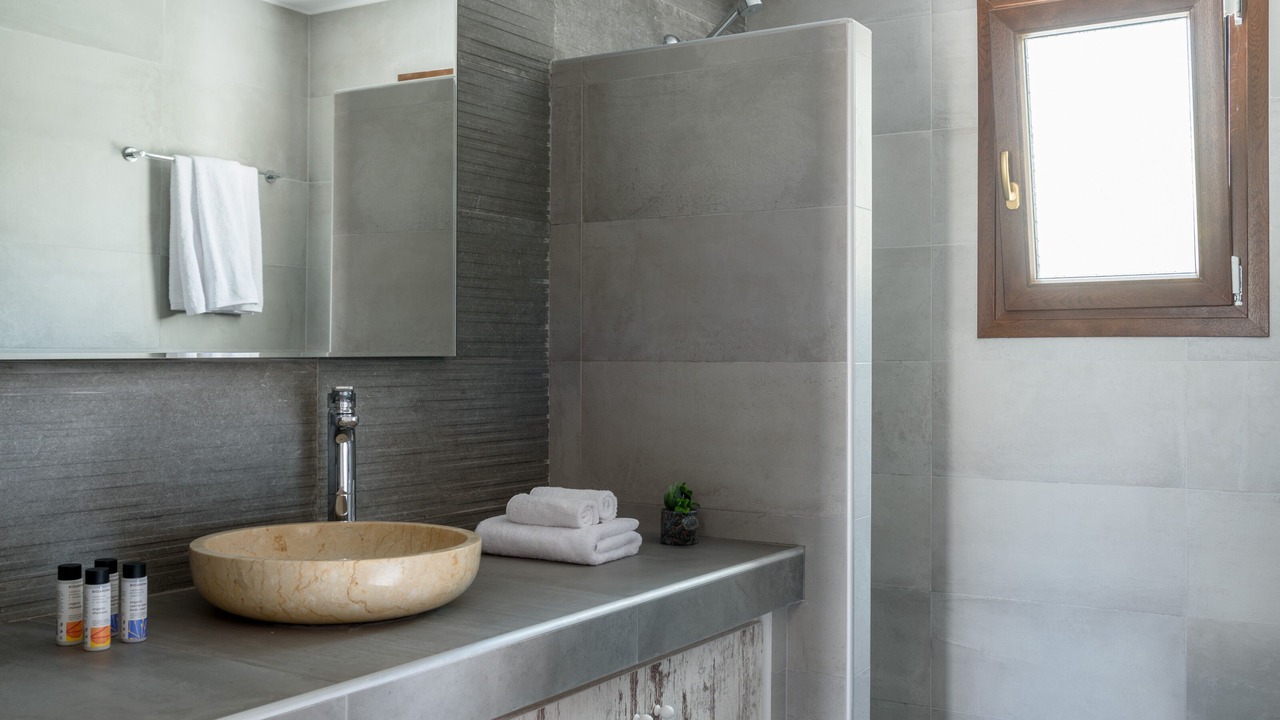 Photo of Bathroom in Karterados