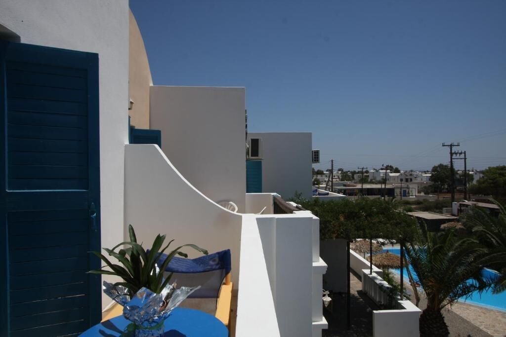 Photo of Outdoor in Perissa