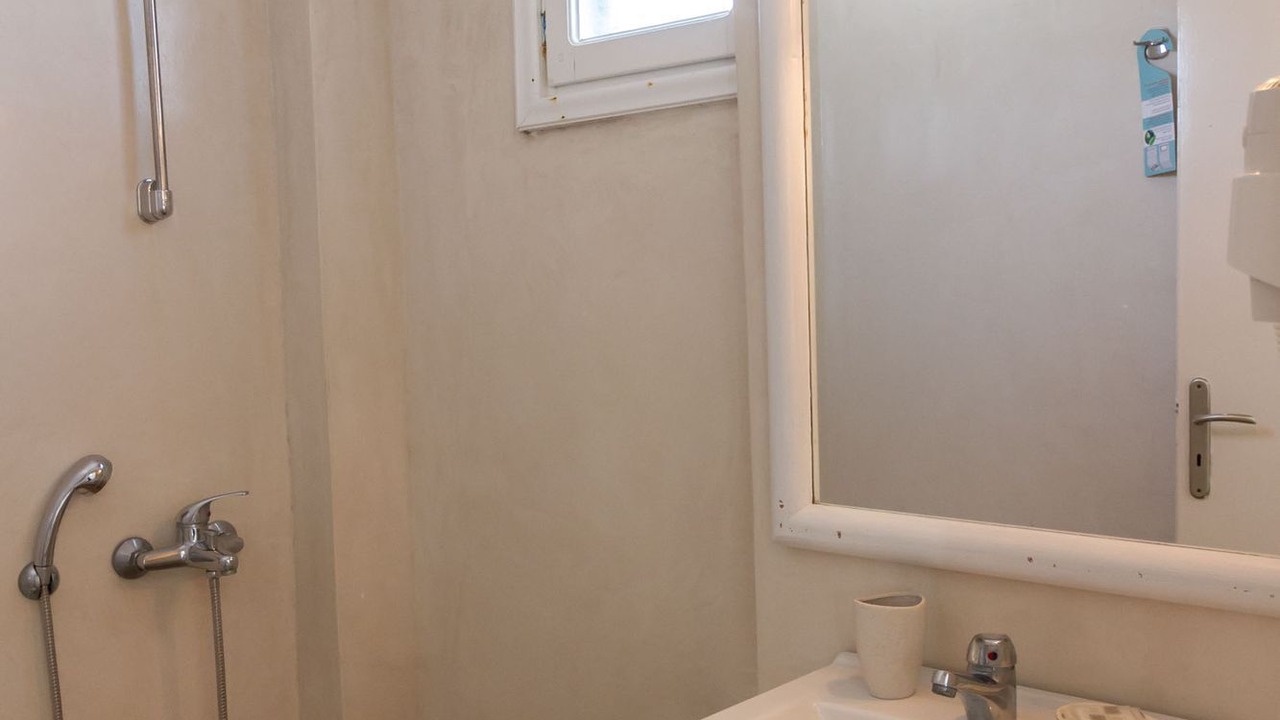 Photo of Bathroom in Akrotiri