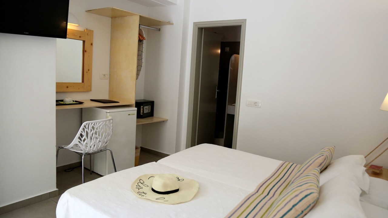 Photo of Bedroom in Akrotiri