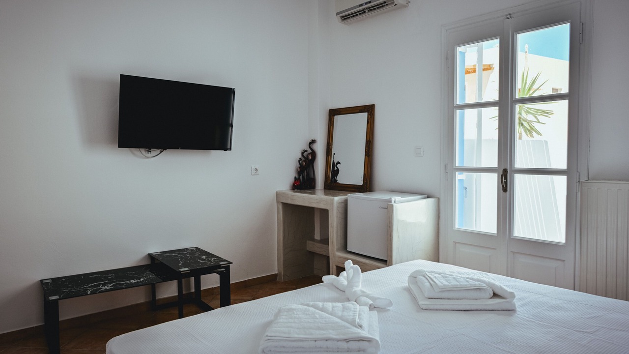 Photo of Bedroom in Monolithos