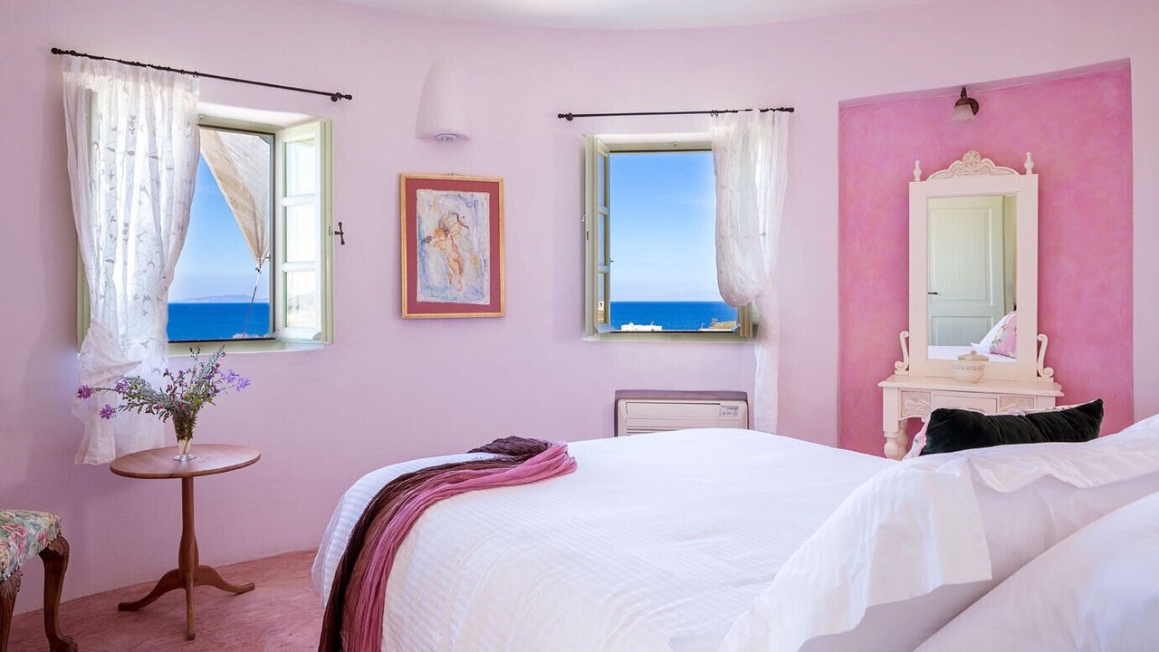 Photo of Bedroom in Imerovigli
