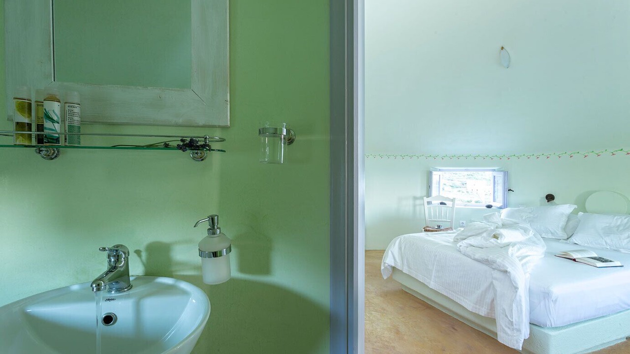 Photo of Bedroom in Imerovigli
