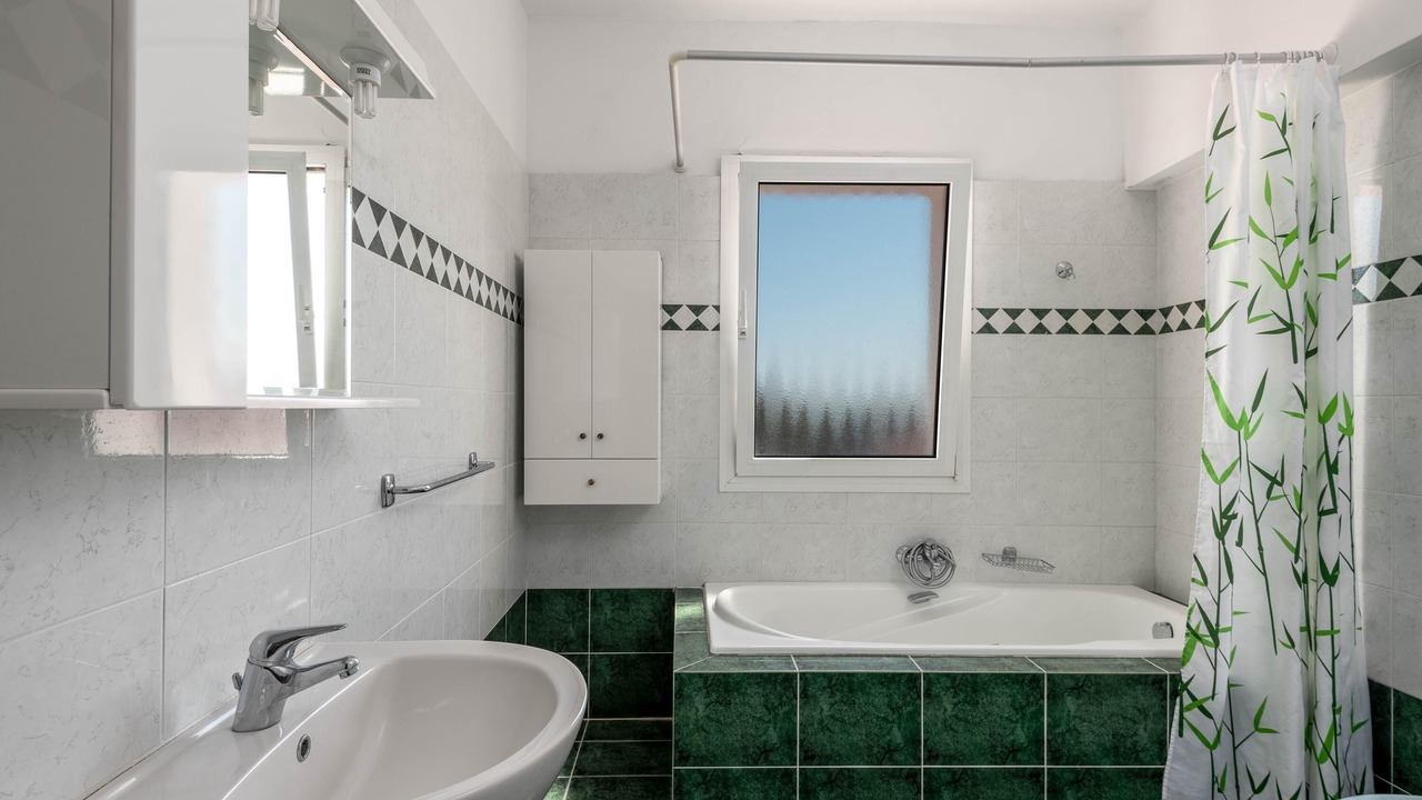 Photo of Bathroom in Kallithea