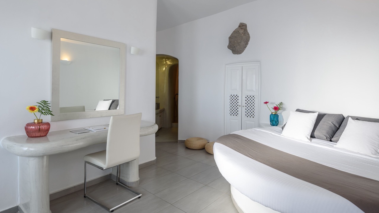 Photo of Bedroom in Imerovigli