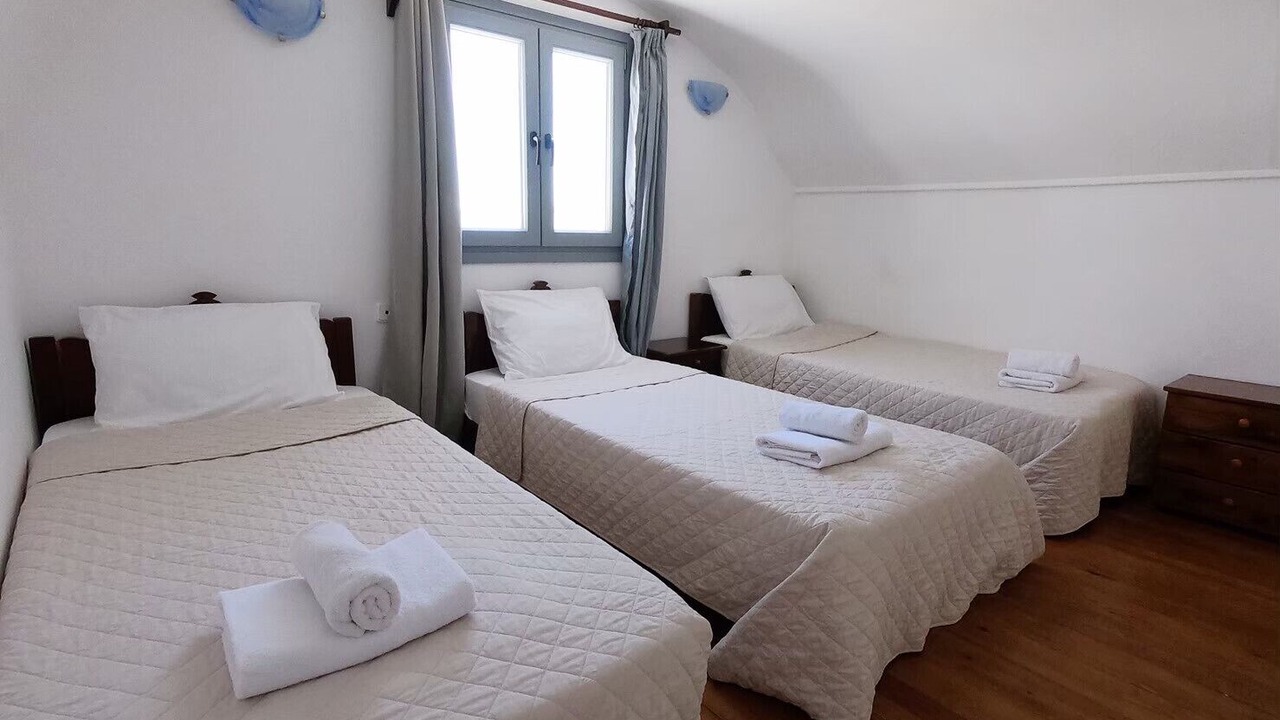 Photo of Bedroom in Perissa