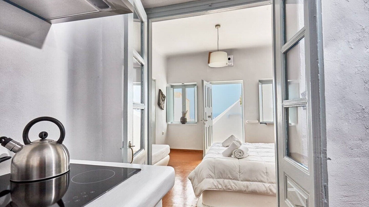 Photo of Bedroom in Emporio