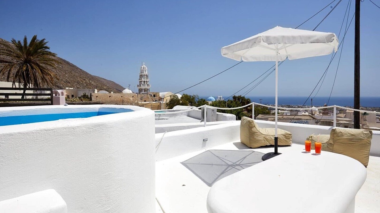 Photo of Others in Santorini