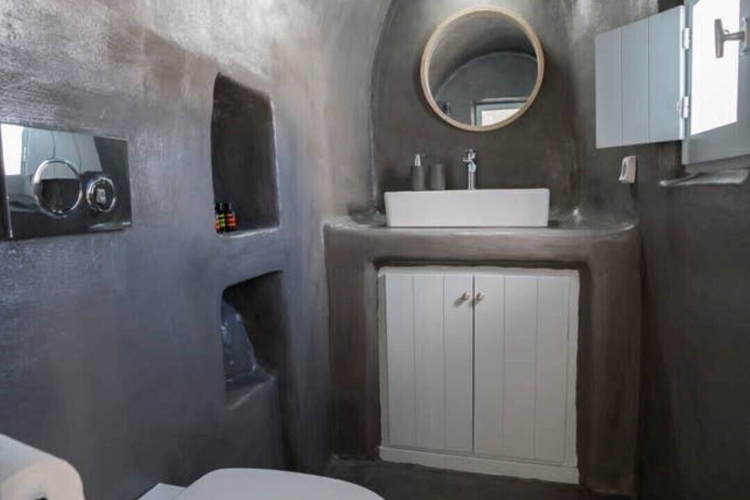 Photo of Bathroom in Emporio