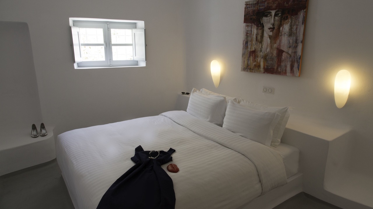 Photo of Bedroom in Fira