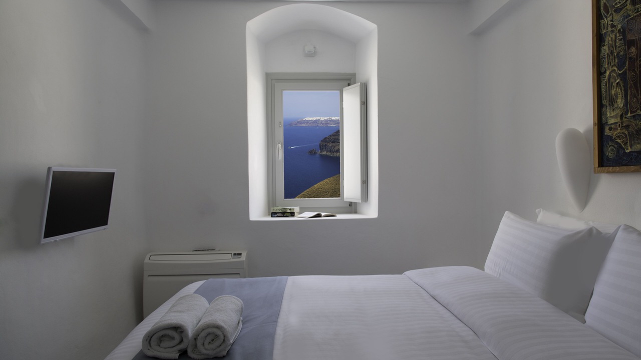 Photo of Bedroom in Fira