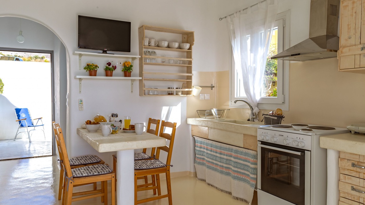 Photo of Kitchen in Karystos
