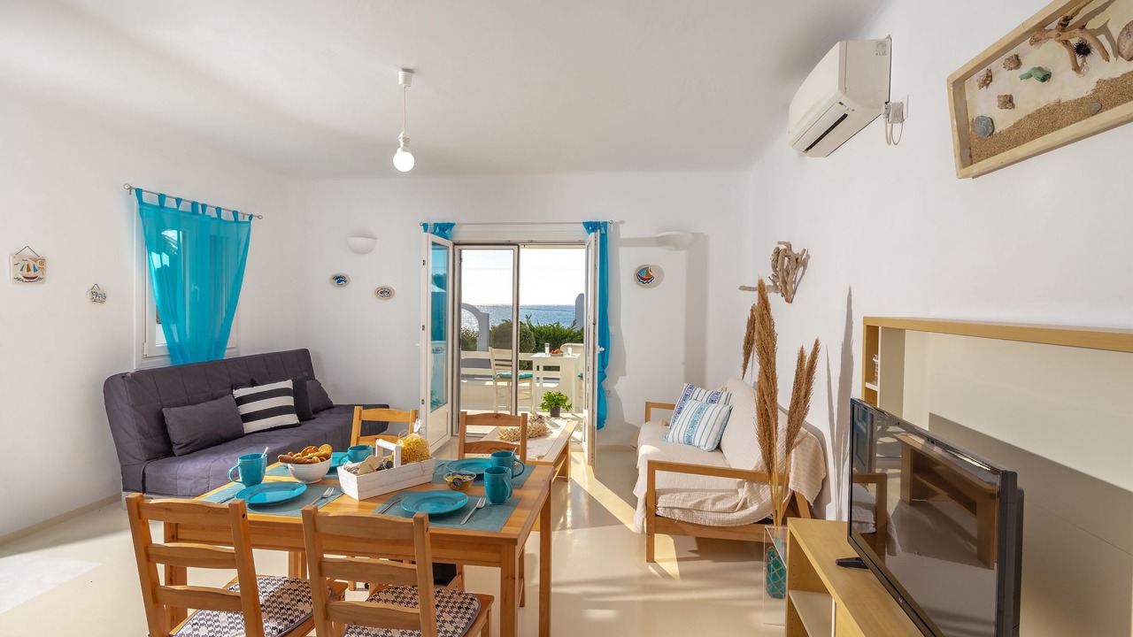 Photo of Livingroom in Karystos
