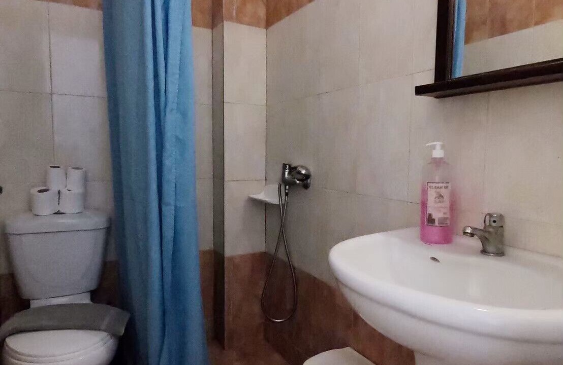 Photo of Bathroom in Perissa