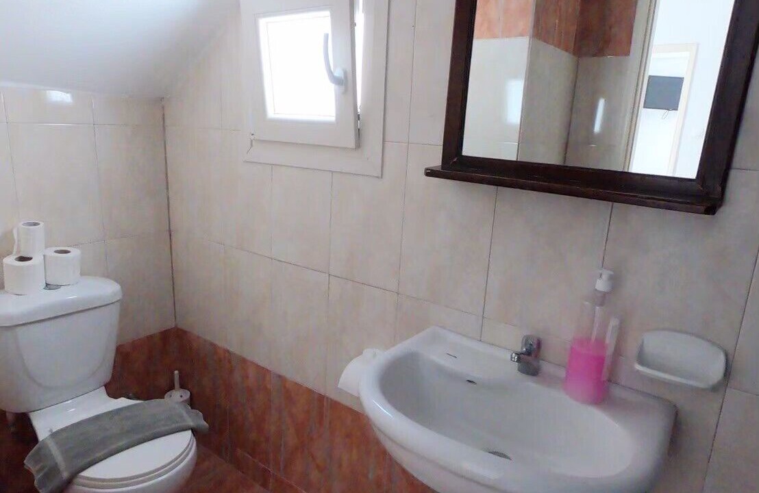 Photo of Bathroom in Perissa