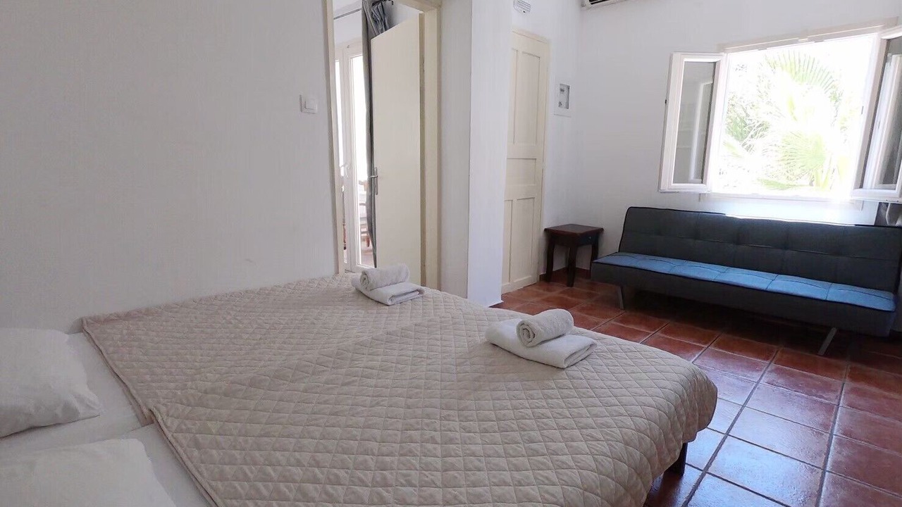 Photo of Bedroom in Perissa