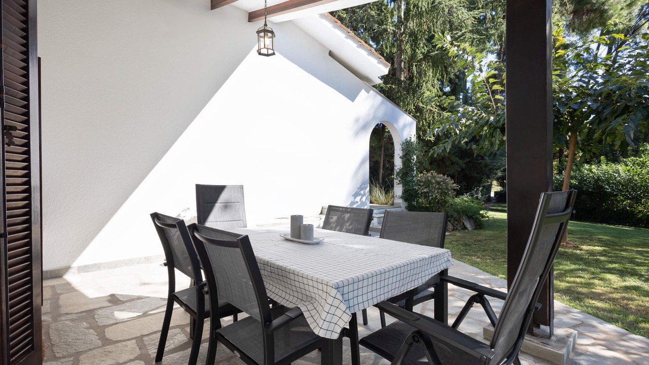 Photo of Outdoor in Sane