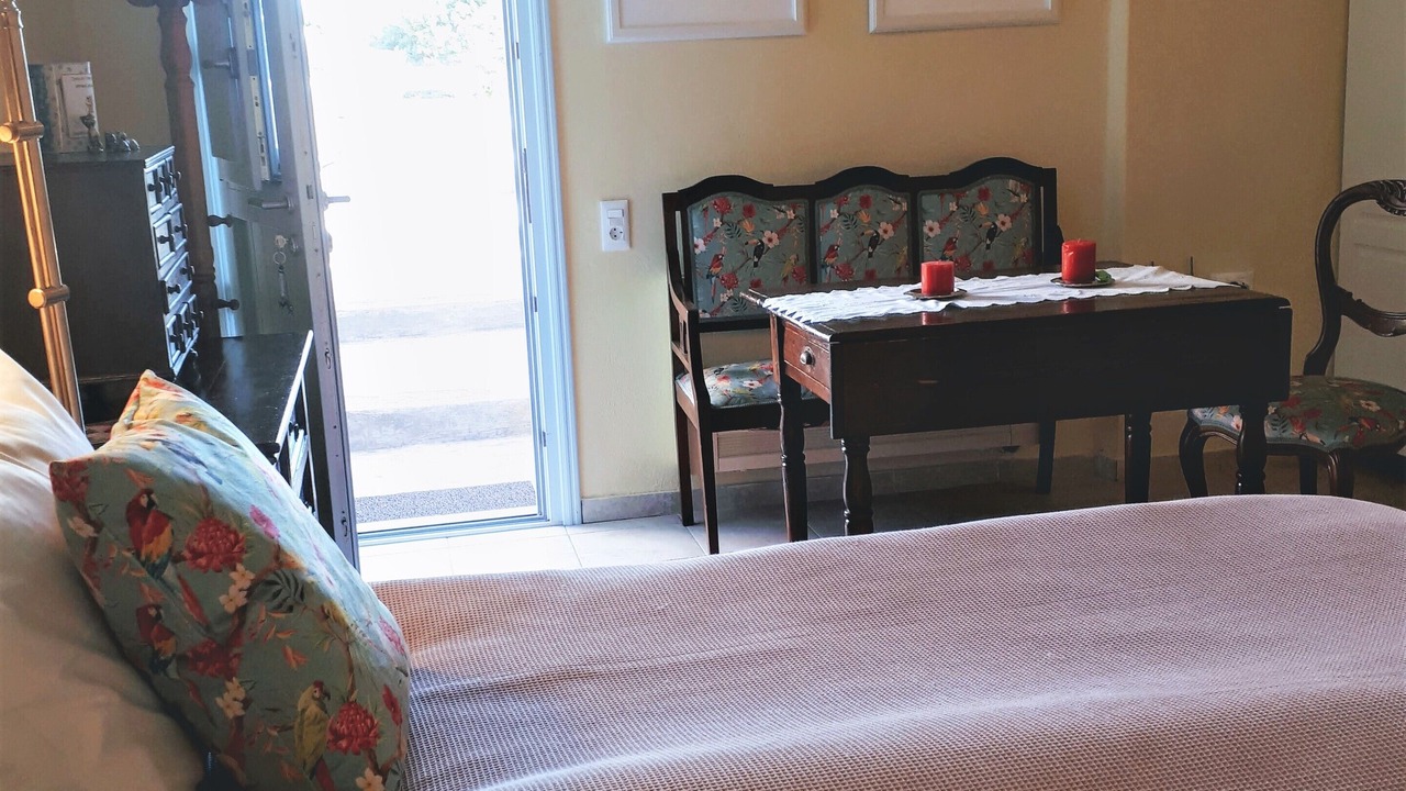 Photo of Bedroom in Oia