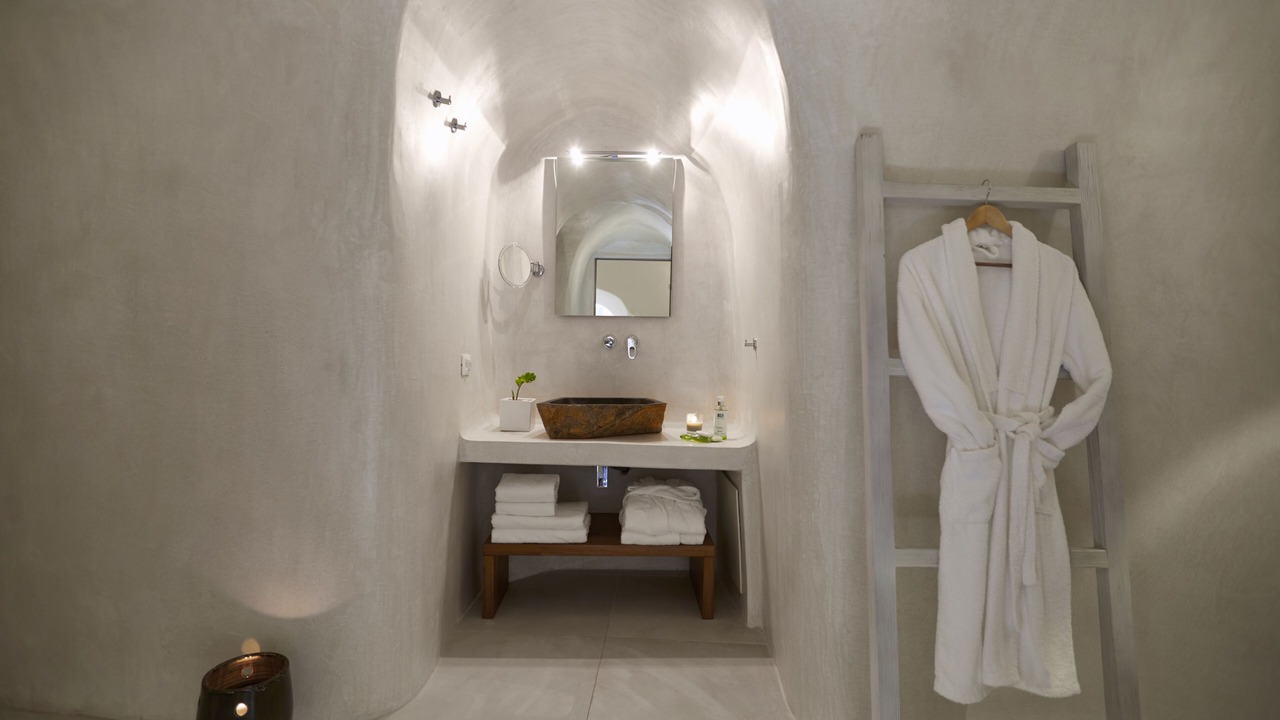 Photo of Bathroom in Firostefani