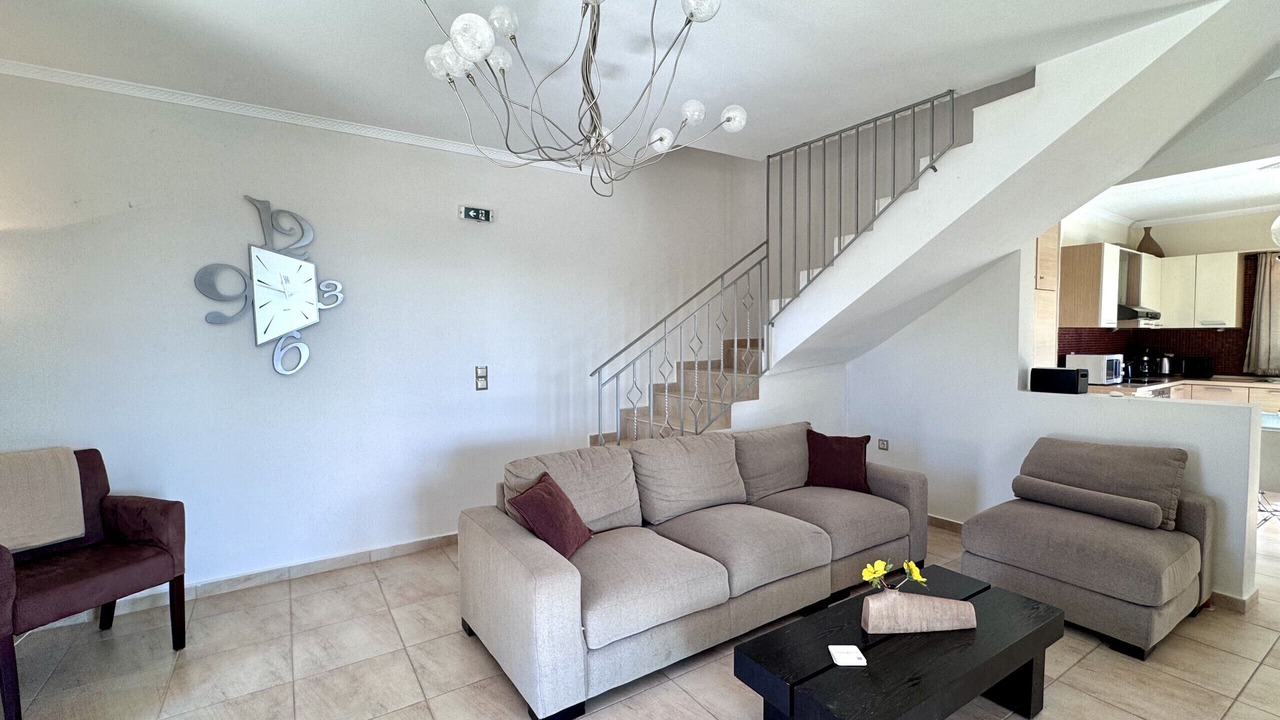 Photo of Livingroom in Karavados