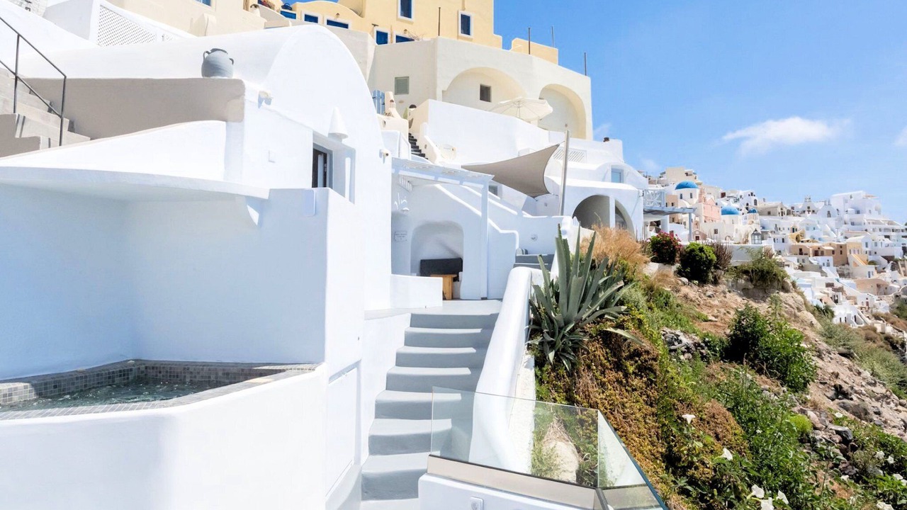 Photo of Others in Oia