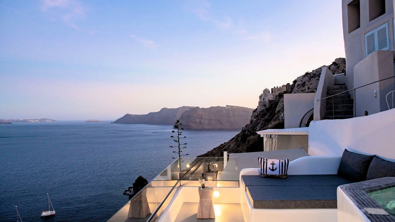 Photo of Others in Oia