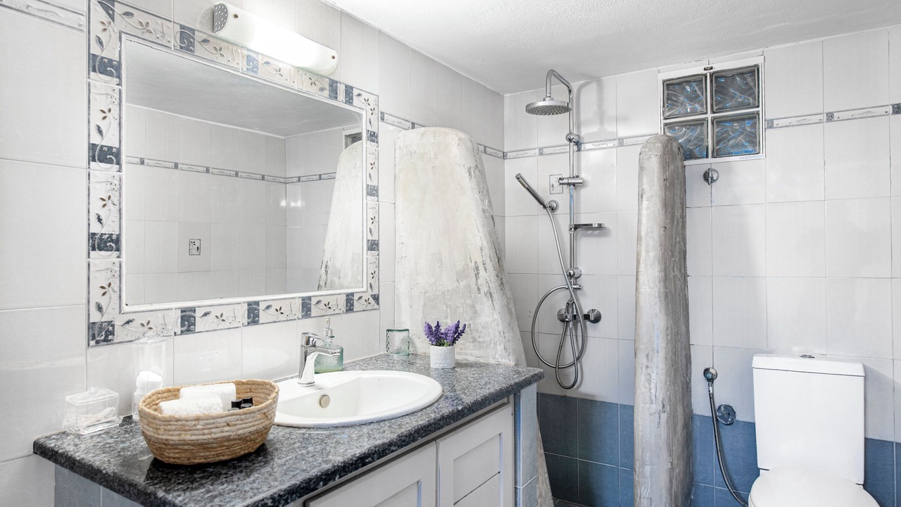Photo of Bathroom in Vourvoulos