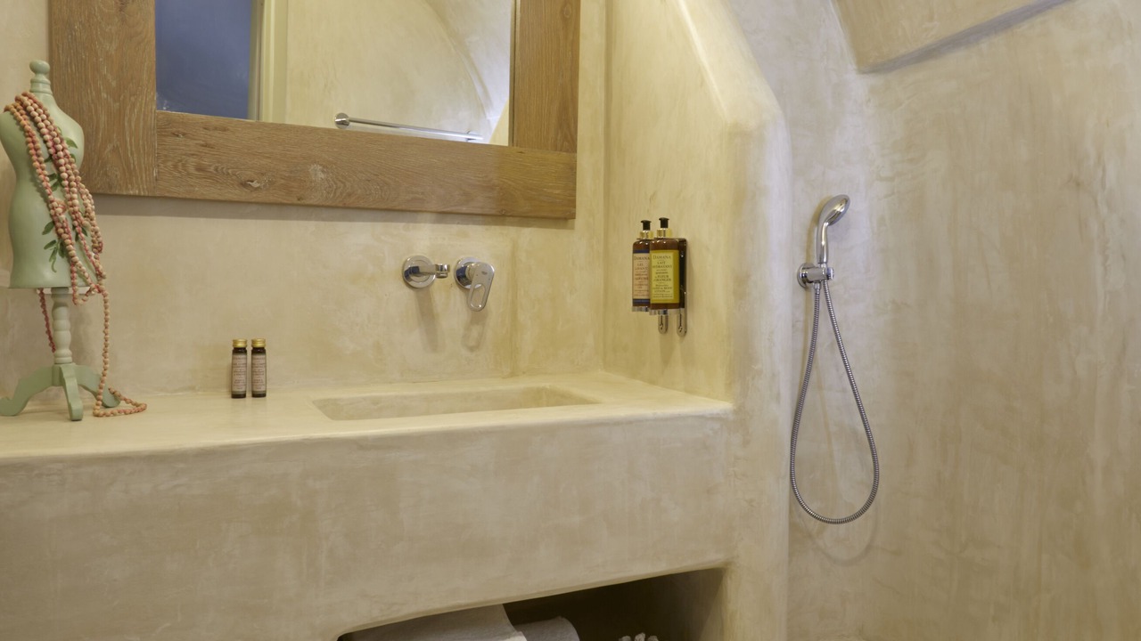 Photo of Bathroom in Vothon