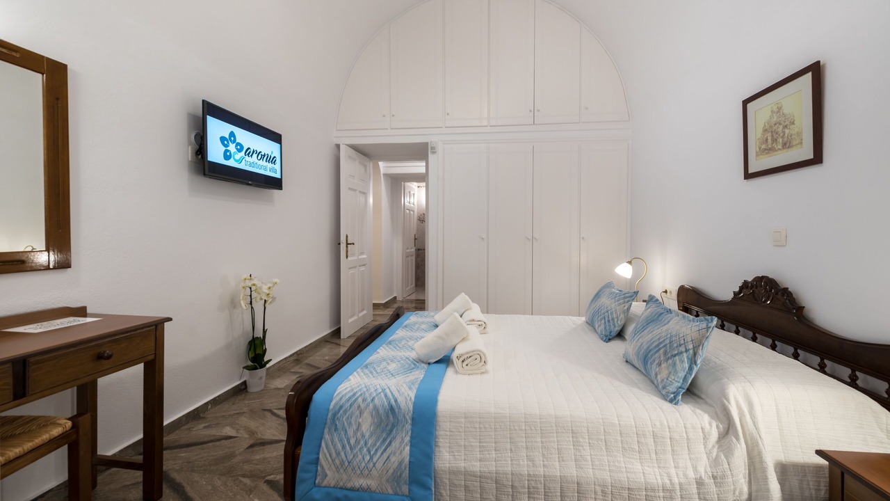 Photo of Bedroom in Imerovigli