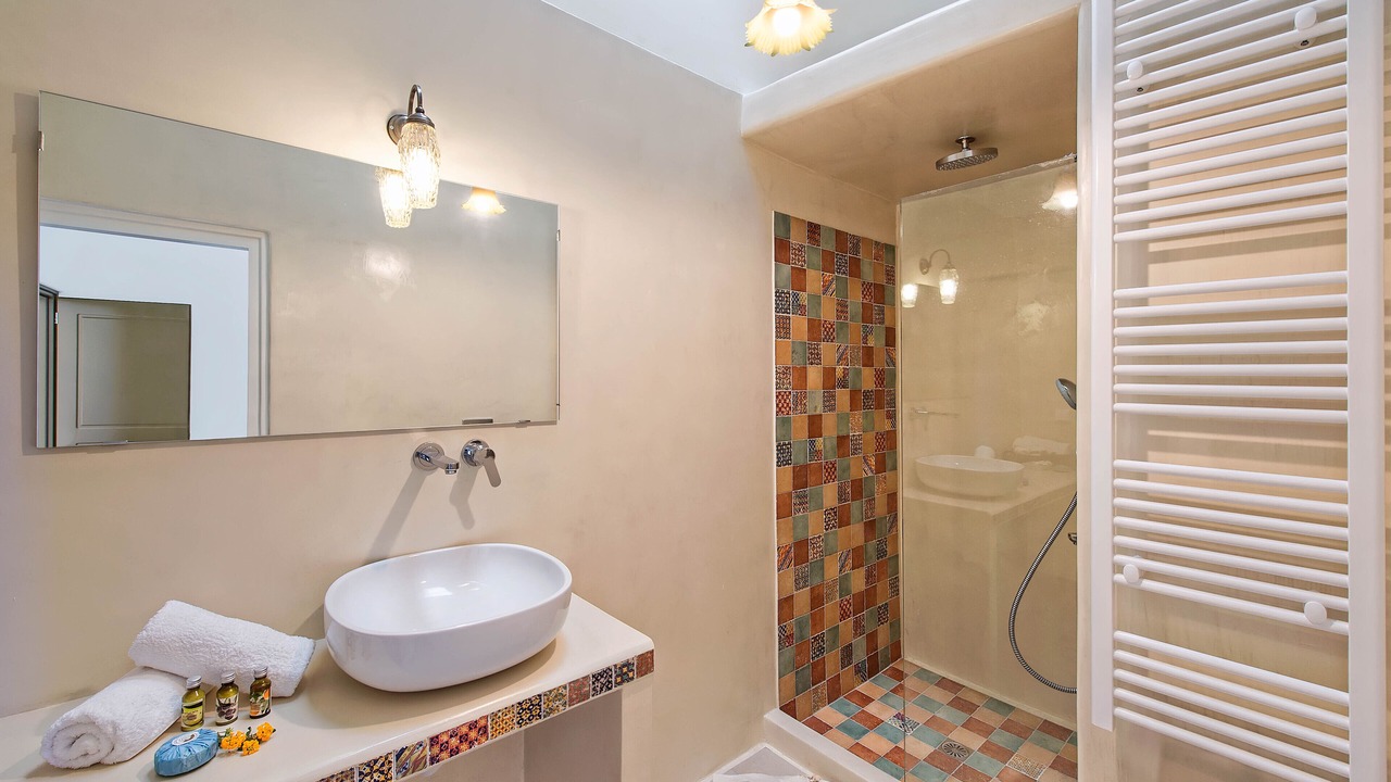 Photo of Bathroom in Emporio