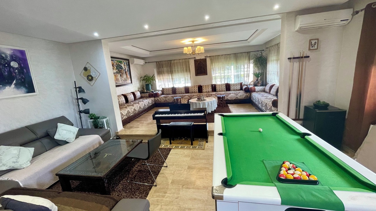 Photo of Livingroom in Harhoura