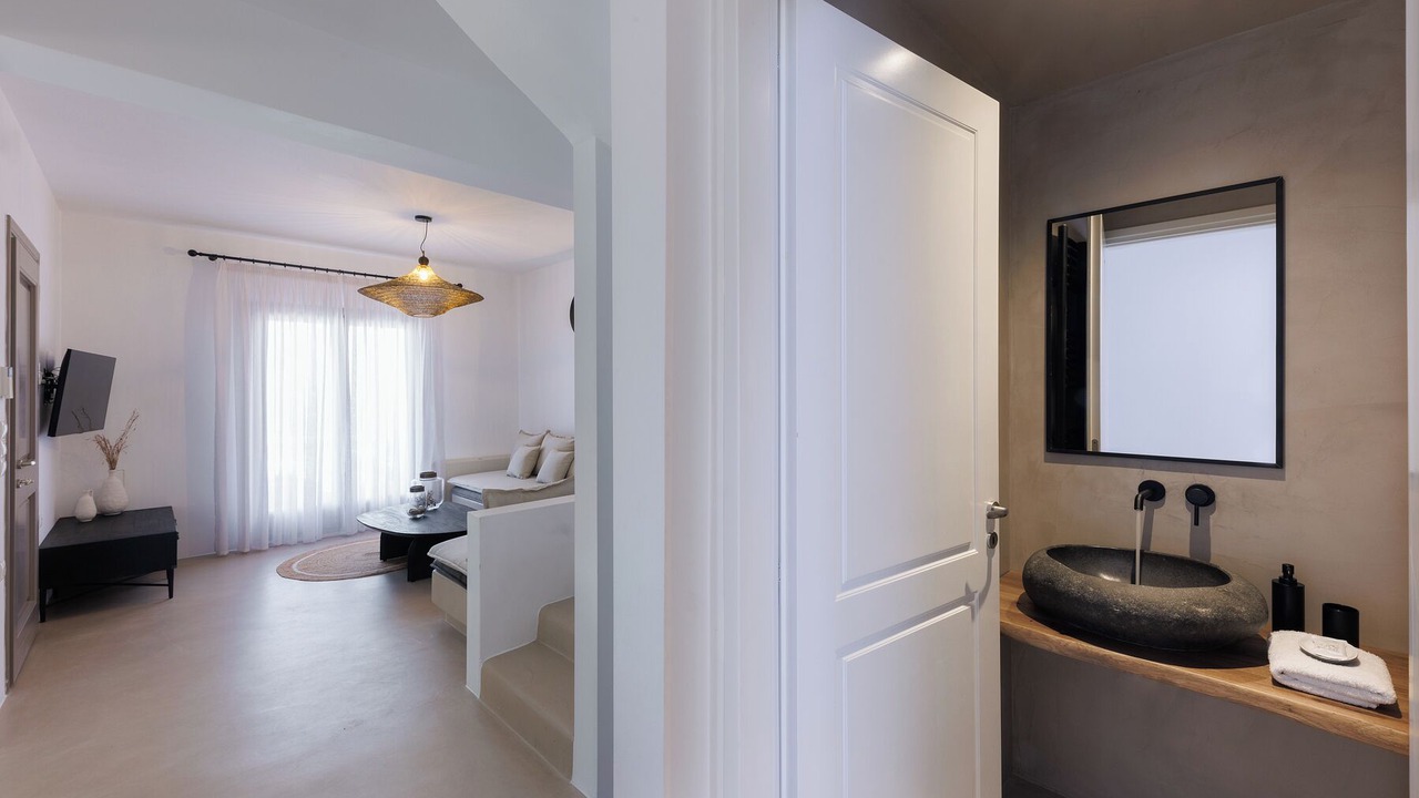 Photo of Bedroom in Santorini