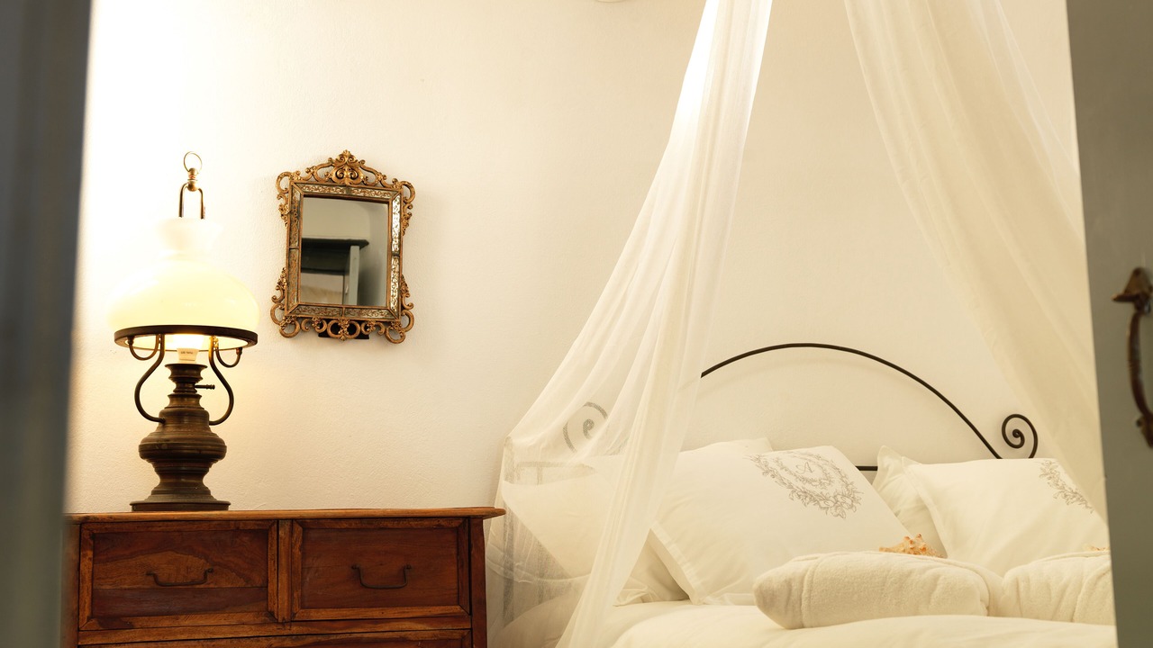Photo of Bedroom in Oia