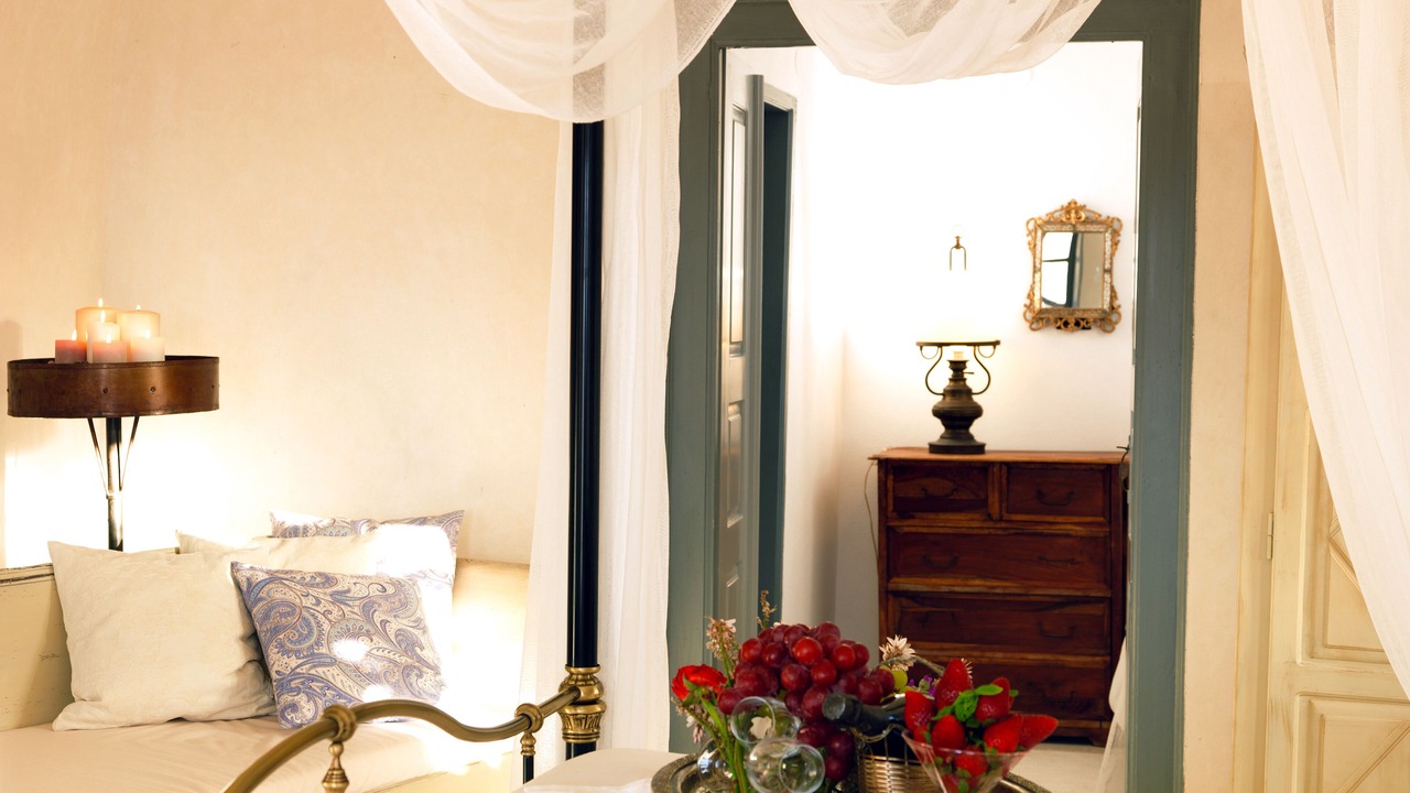 Photo of Bedroom in Oia