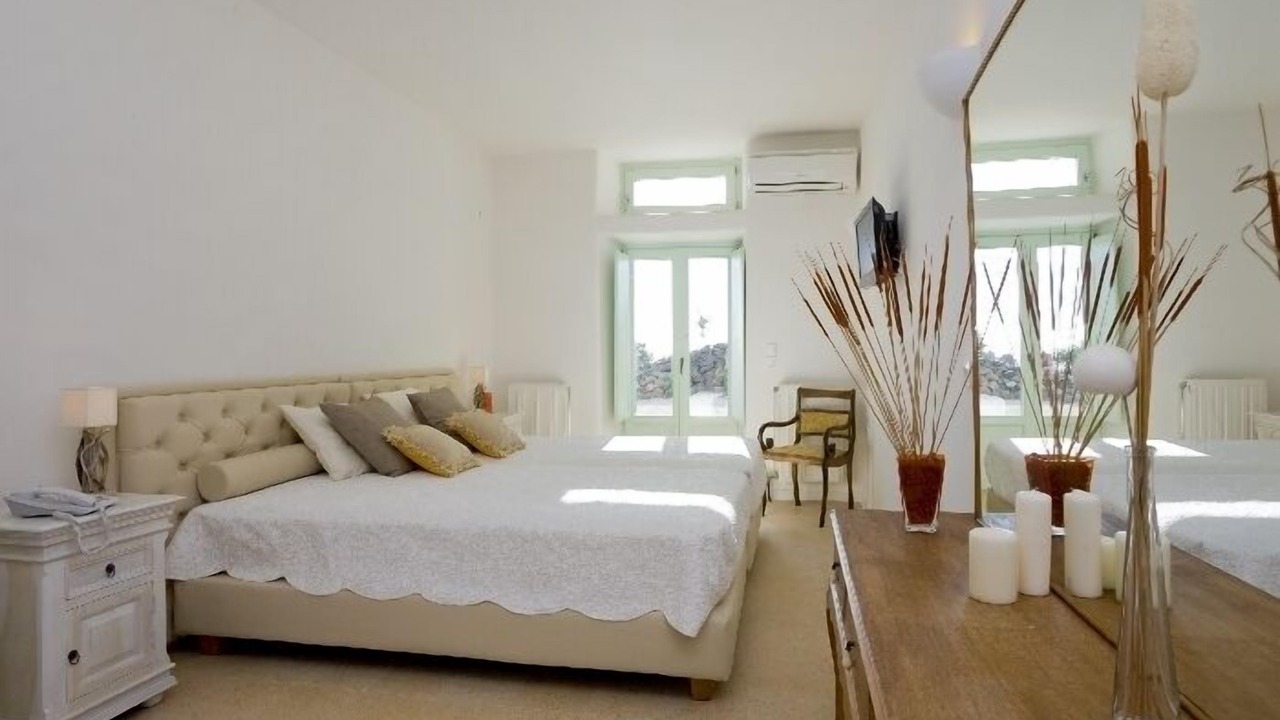 Photo of Bedroom in Akrotiri