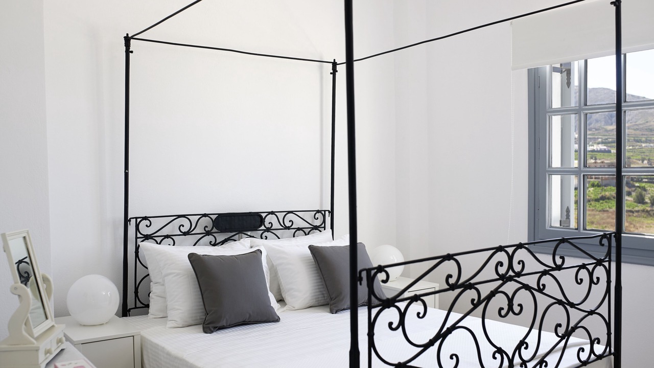 Photo of Bedroom in Santorini