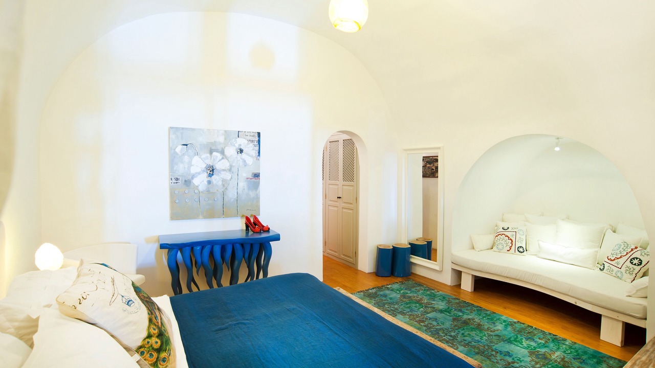 Photo of Bedroom in Fira