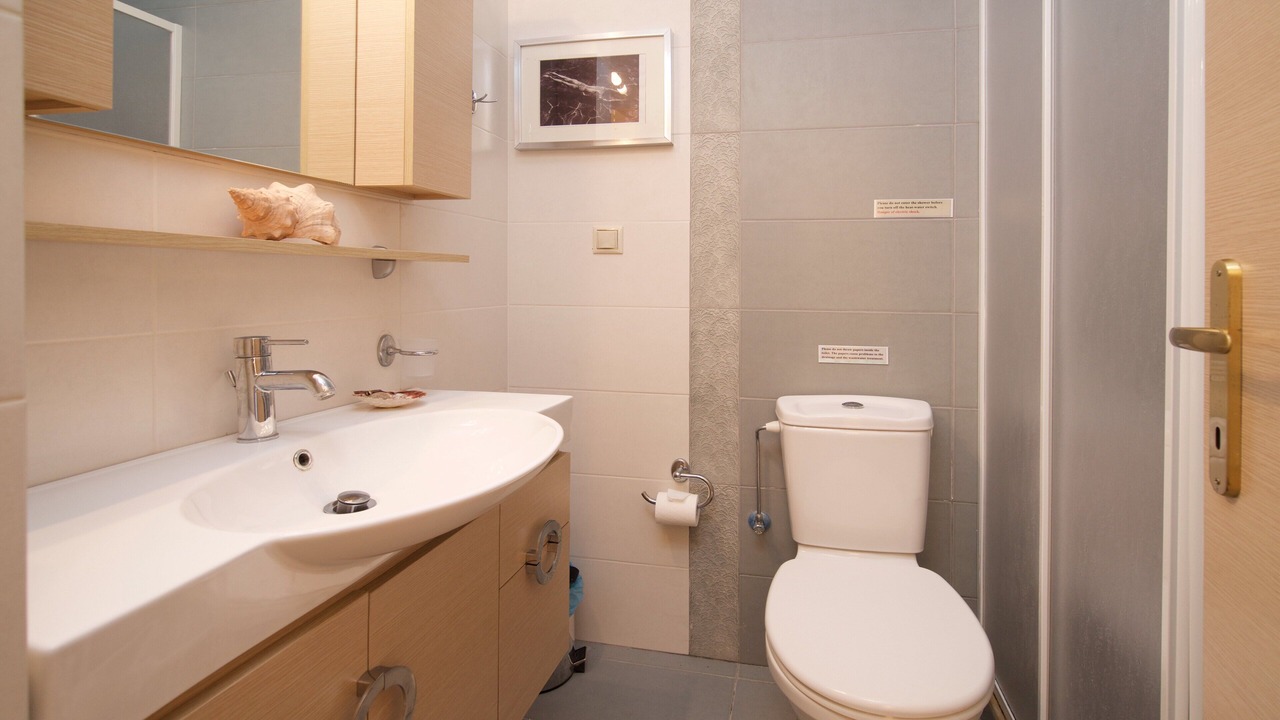 Photo of Bathroom in Karavomylos