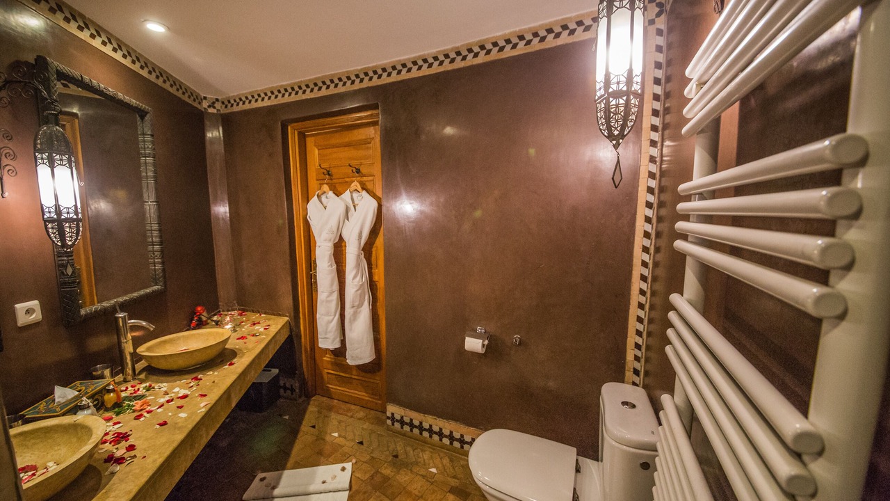 Photo of Bathroom in El Mokhifa