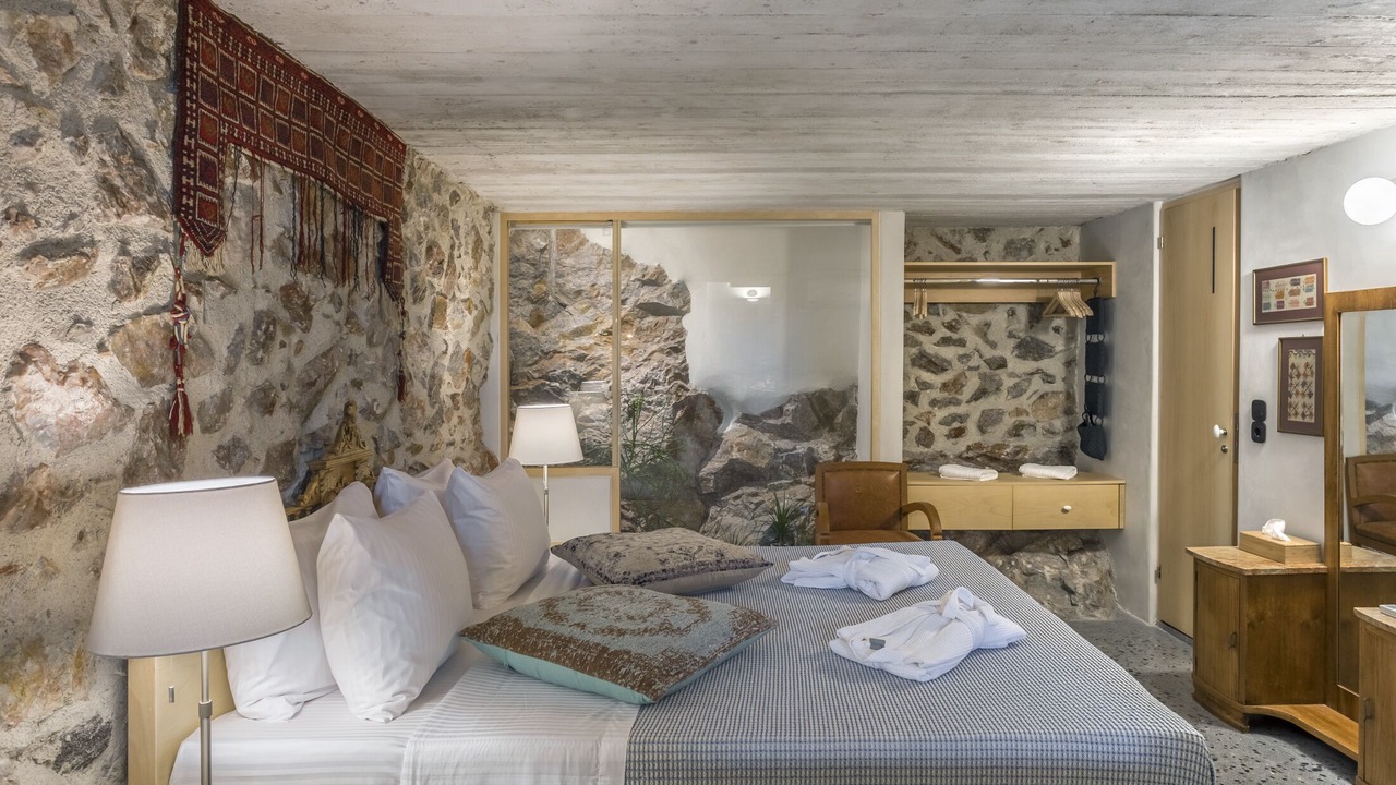 Photo of Bedroom in Santorini