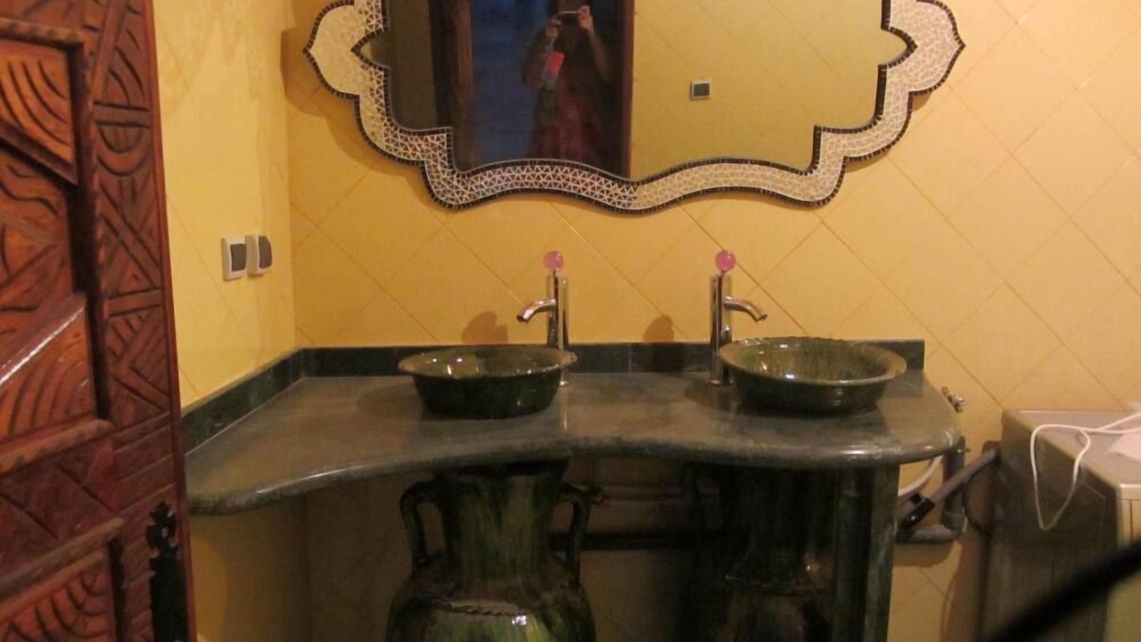 Photo of Bathroom in Ahmar Laglalcha