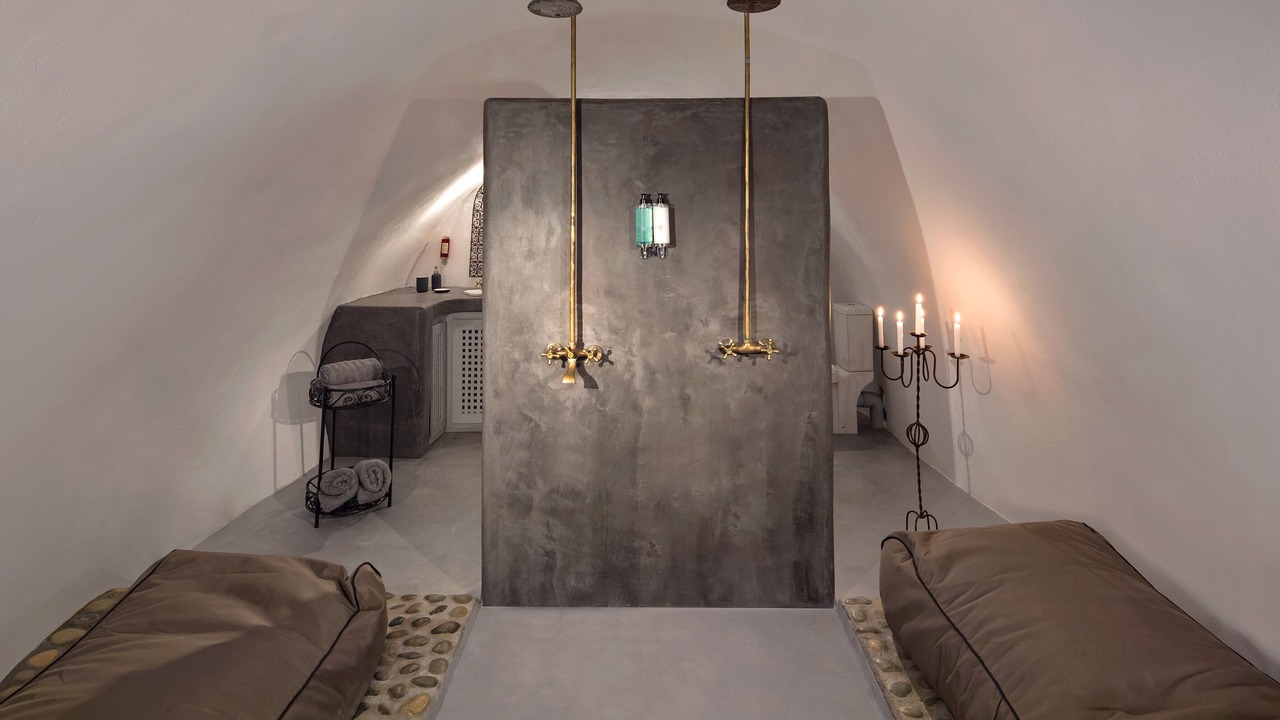 Photo of Bathroom in Emporio